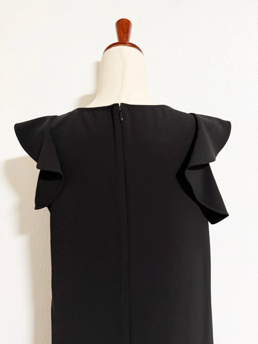 Loft Ruffle Trim Shift Dress - Picture 5 of 10